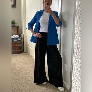 🌺 Boutique blue blazer 🔥